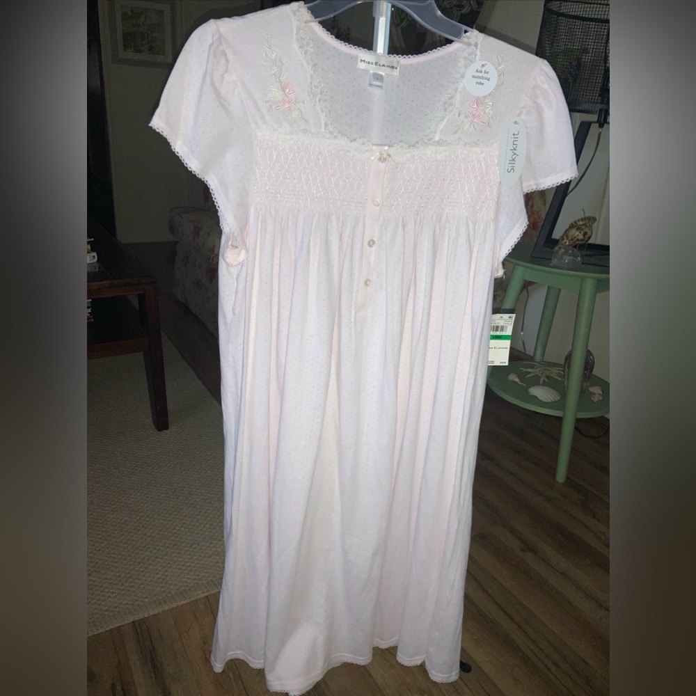 Miss Elaine Silky Knit Peach Knee Length Nightgown NWT $59 Quick Ship size LG